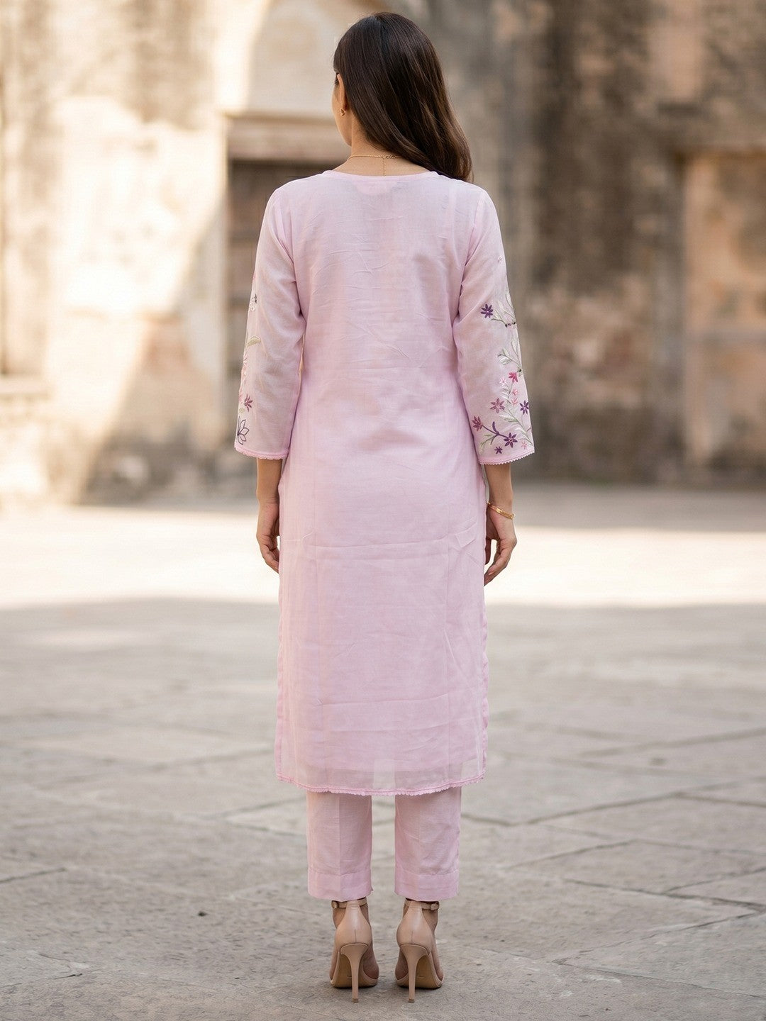 Blush Pink Mul Cotton Salwar Suit Set with Elegant Thread Work - Image 2