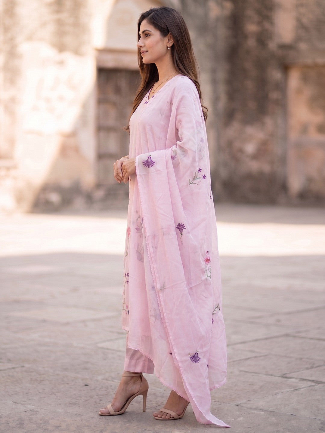 Blush Pink Mul Cotton Salwar Suit Set with Elegant Thread Work - Image 4
