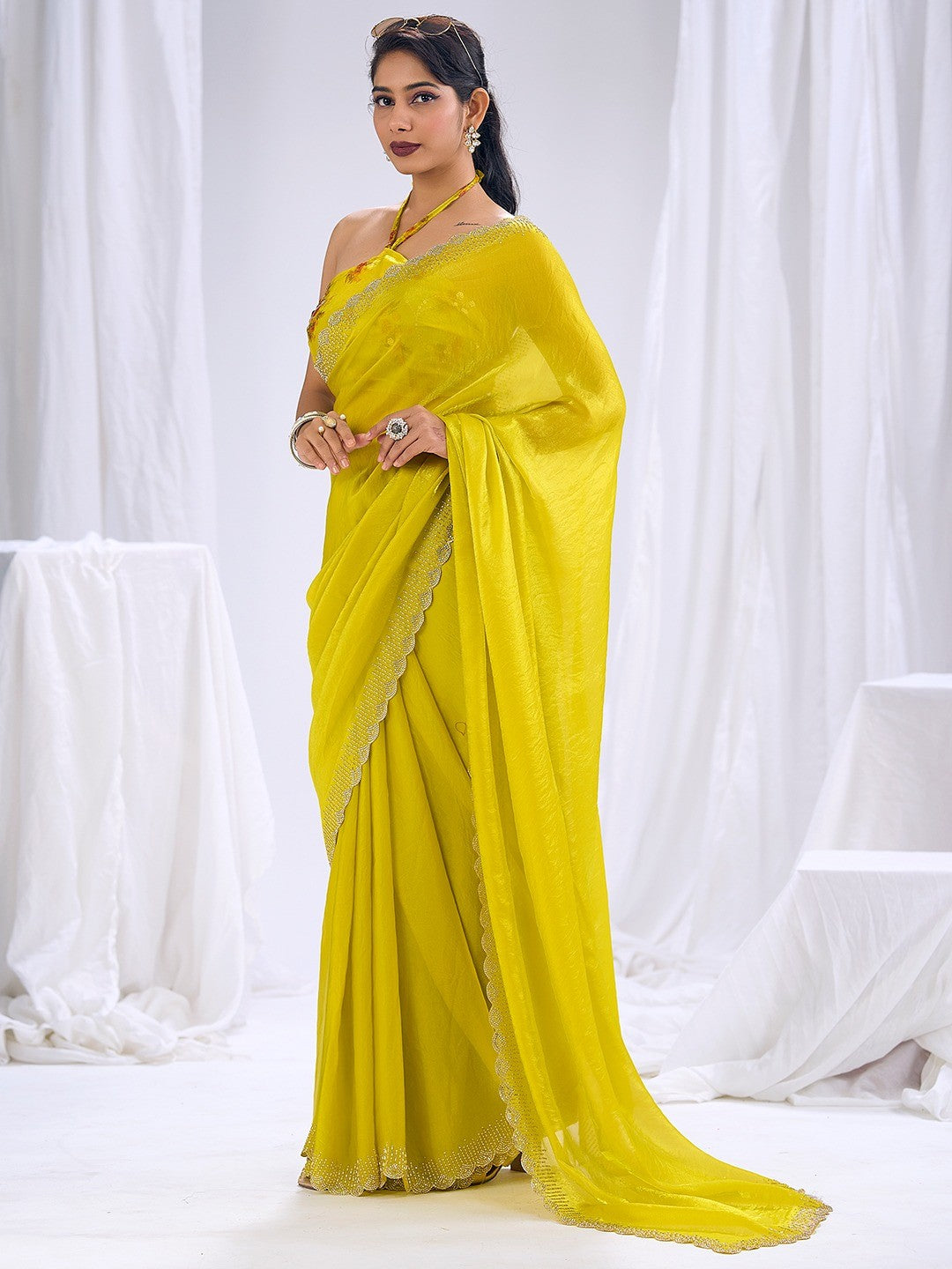 Premium Lemon Yellow Art Silk Saree With Stone & Cutdhana Border Embellishment - Image 3