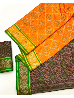 Mustard Art Silk Patola Weaving Saree with Fancy Pallu and Blouse - Image 2