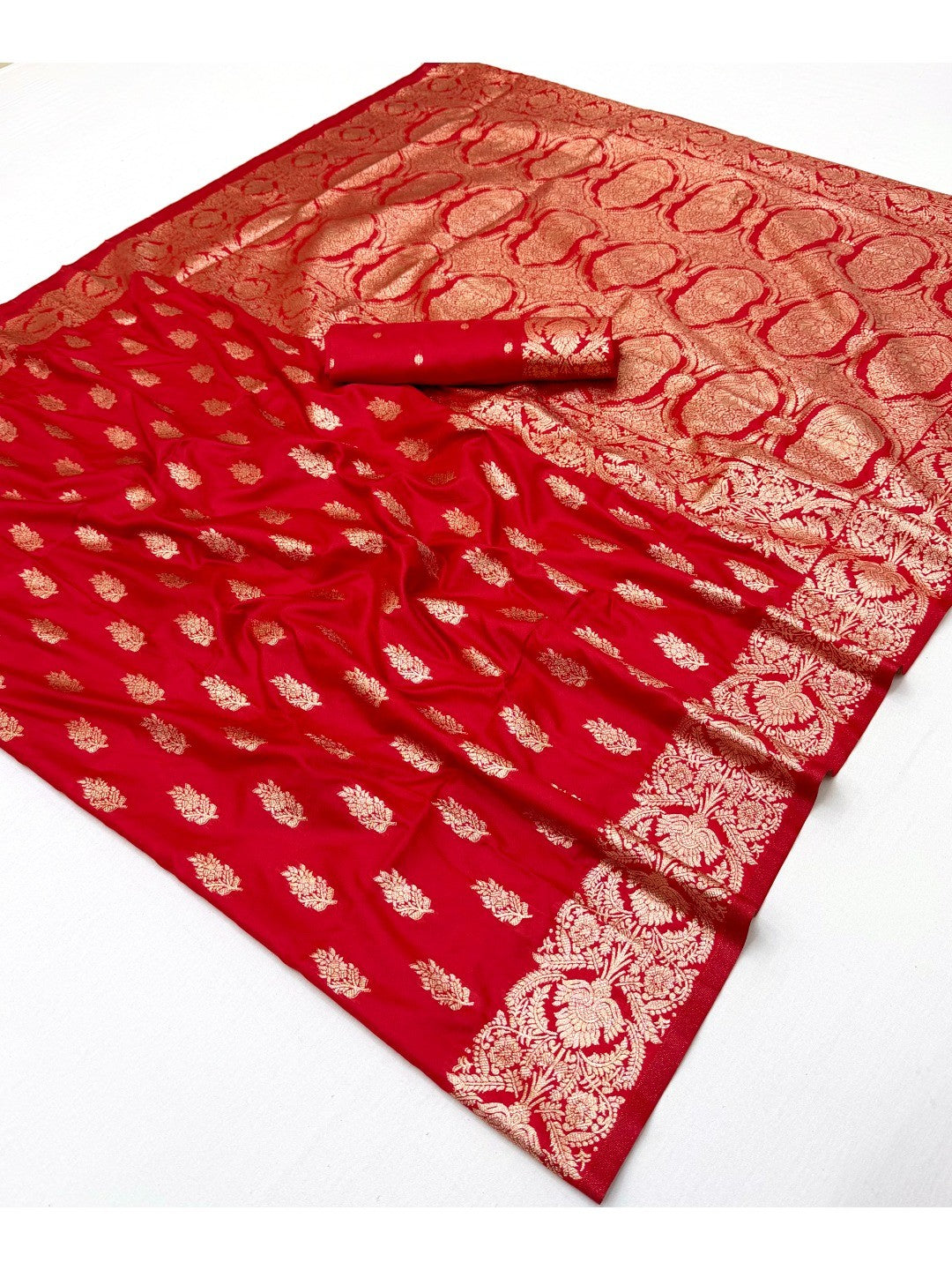 Elegant Red Floral Zari Weaving Art Silk Saree With Graceful Traditional Craftsmanship - Image 3