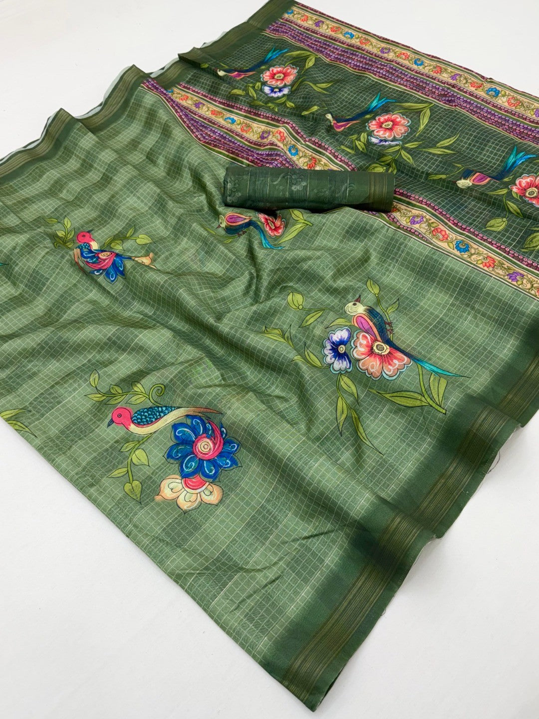 Elegant Green Pure Cotton Saree with Digital Print and Zari Border - Image 3