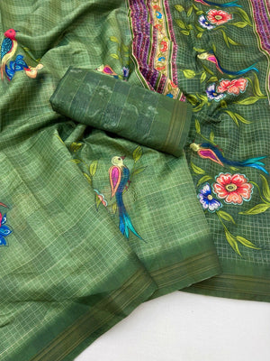 Elegant Green Pure Cotton Saree with Digital Print and Zari Border - Image 2