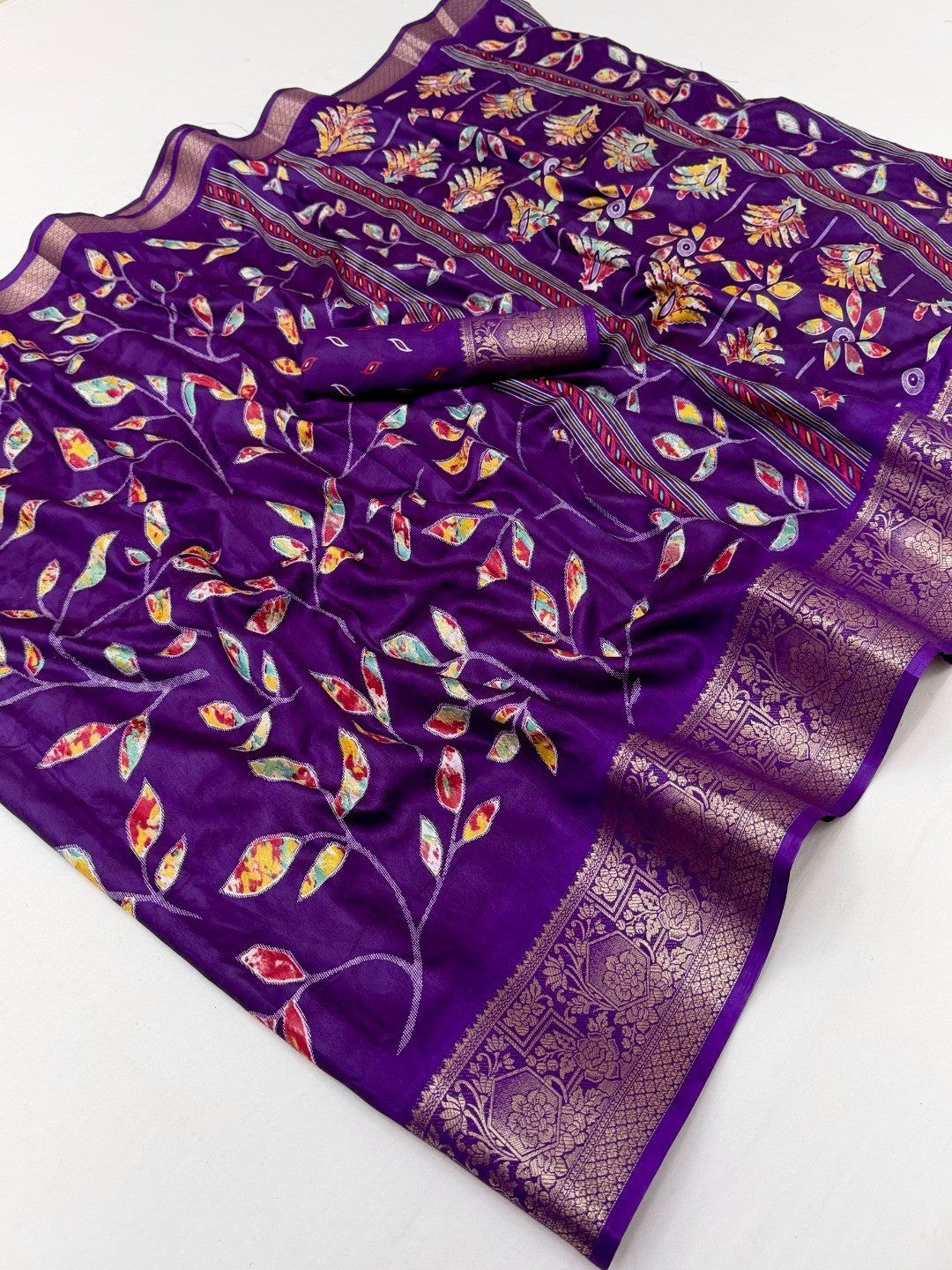 Violet Dola Silk Saree with Floral Print and Rich Jacquard Border - Image 3