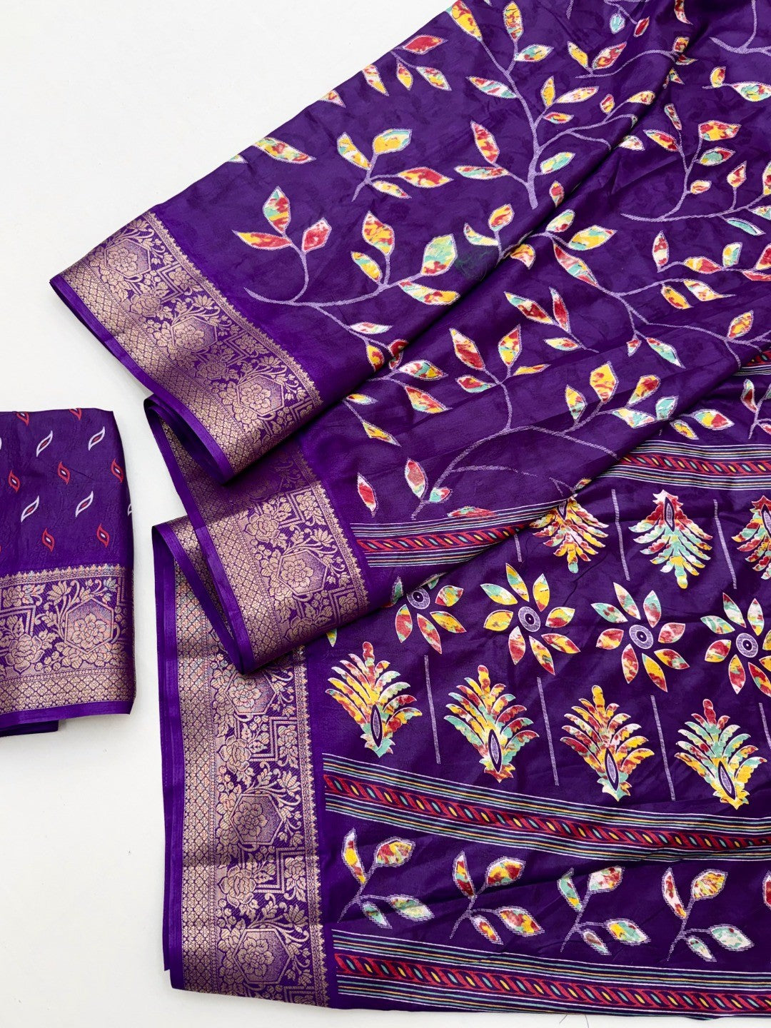 Violet Dola Silk Saree with Floral Print and Rich Jacquard Border - Image 2