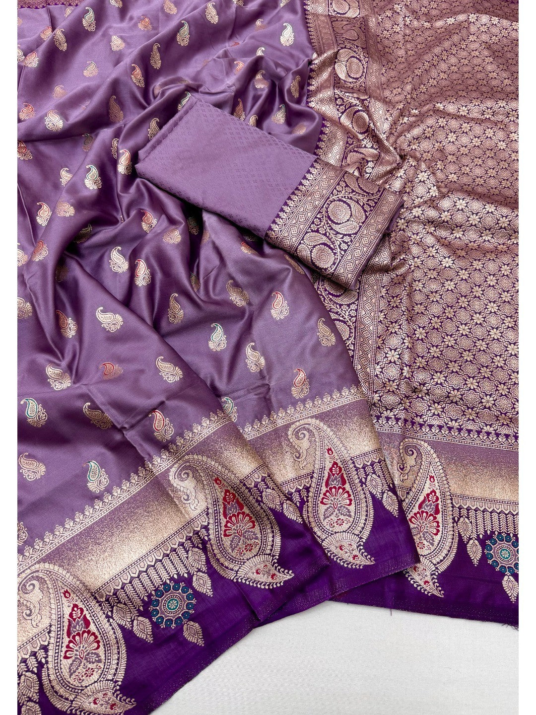Elegant Lavender Satin Silk Saree with Intricate Zari Weaving and Paisley Motif - Image 3