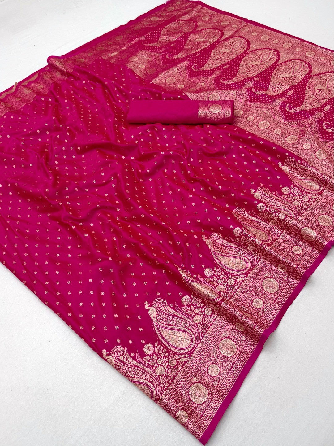 Elegant Pink Satin Saree with Intricate Zari Weaving and Paisley Patterns - Image 2