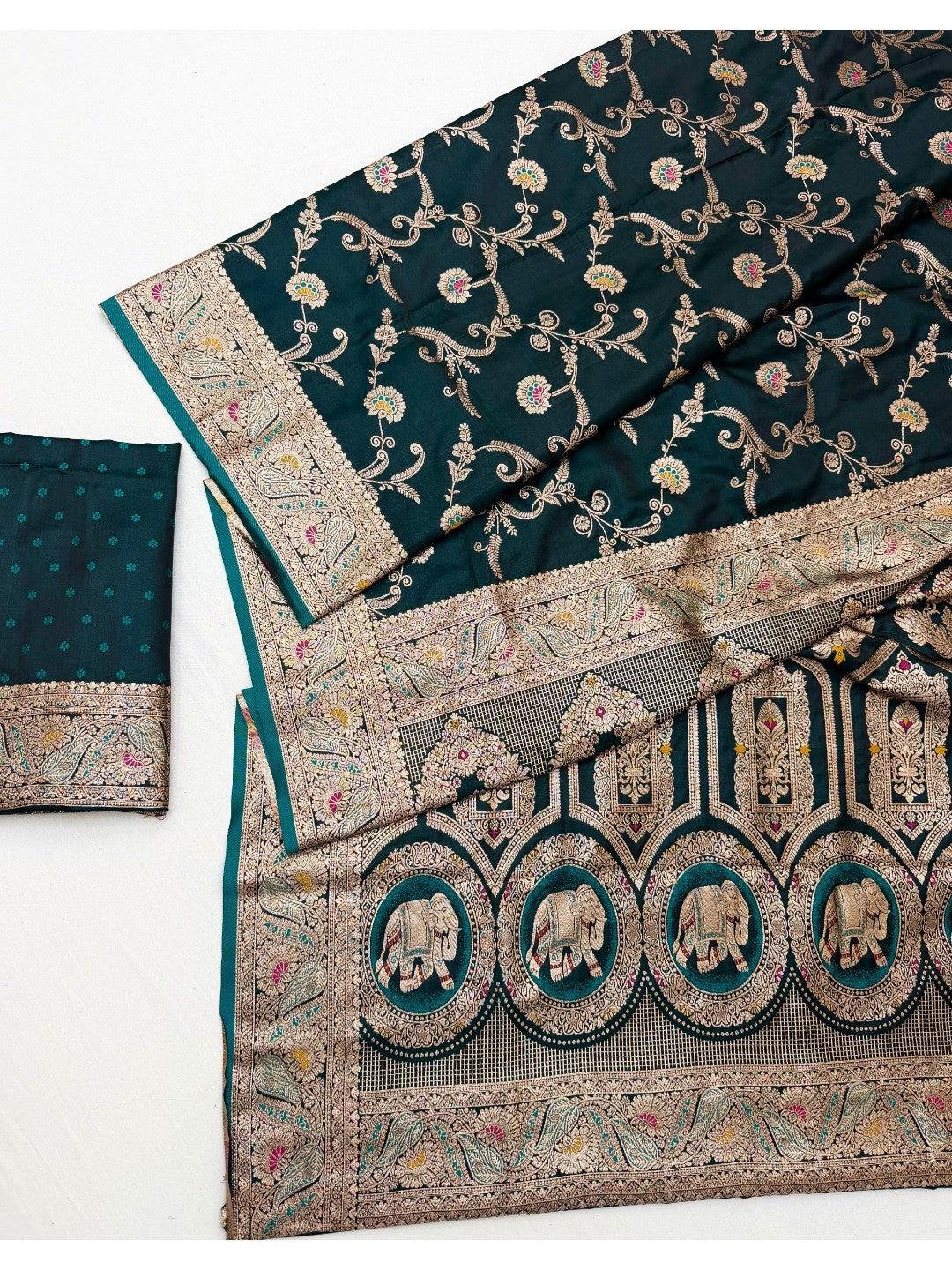 Elegant Green Satin Silk Saree with Intricate Floral Zari Weaving - Image 2