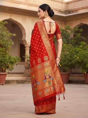 Classic Red Floral Banarasi Silk Weaving Paithani Saree With Decorative Peacock Motif Pallu - Image 2