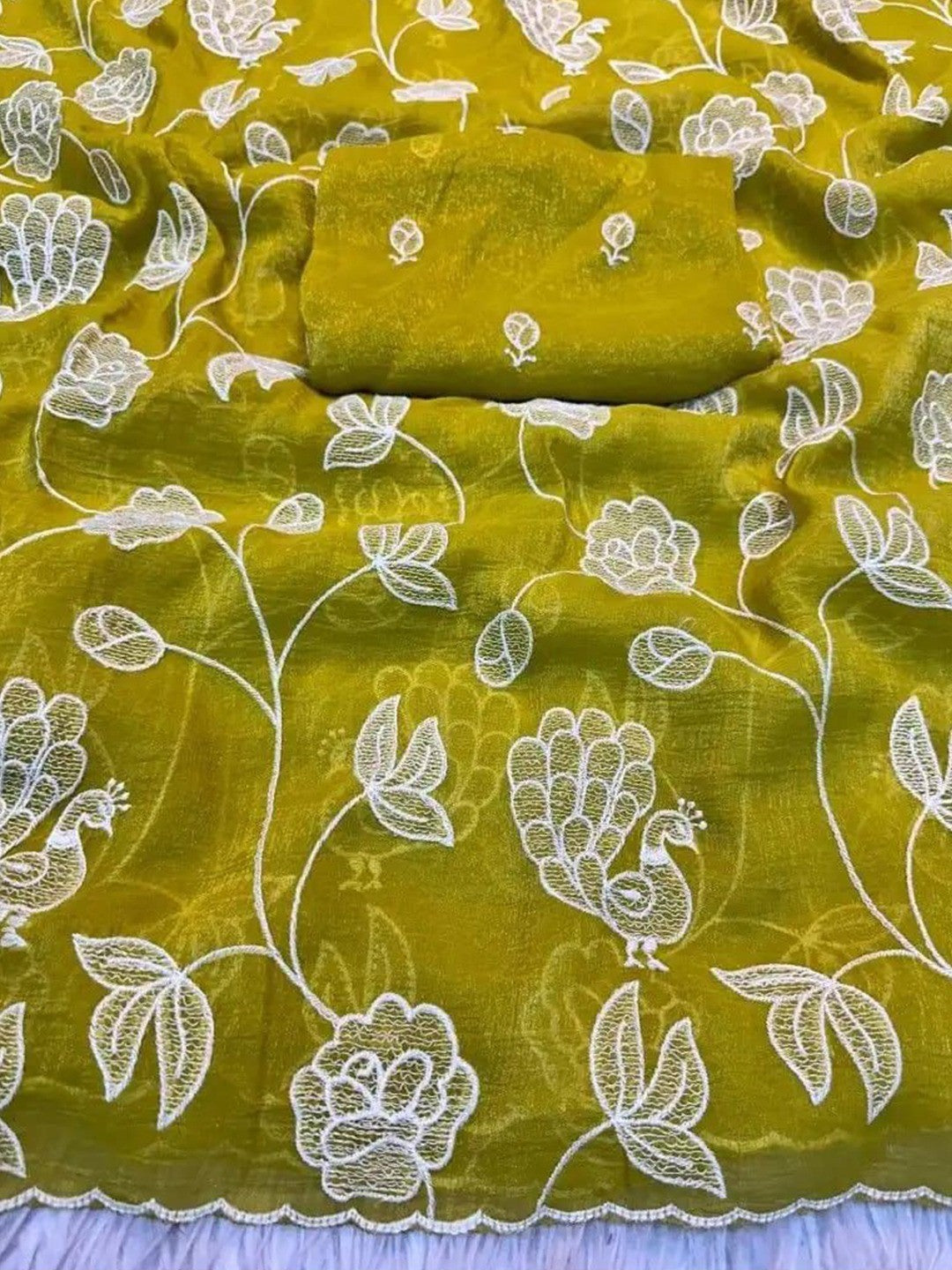 Warm Olive Gold Crush Silk Blend Saree Adorned With Floral & Peacock Motif Thread Embroidery Work - Image 3