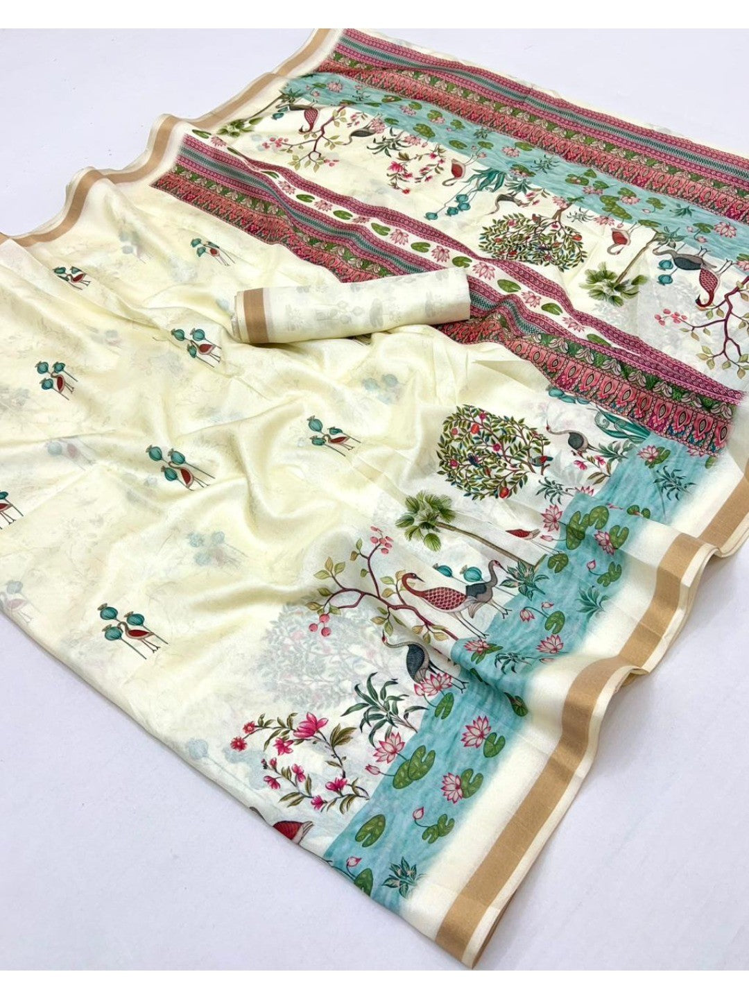 Elegant Offwhite Dola Silk Digital Print Saree with Traditional Motif Design - Image 2