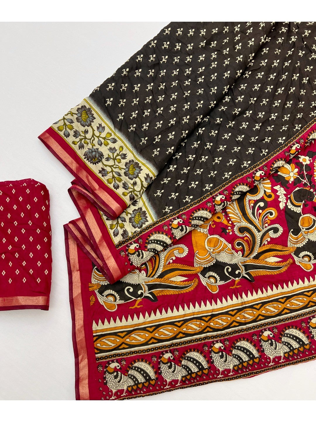 Elegant Black Viscose Saree with Kalamkari Print and Zari Border - Image 3