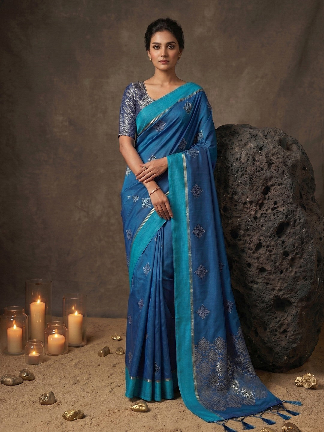 Luxurious Blue Silk Blend Saree Featuring Elegant Zari Weaving Work & Tassel Accents - Image 5