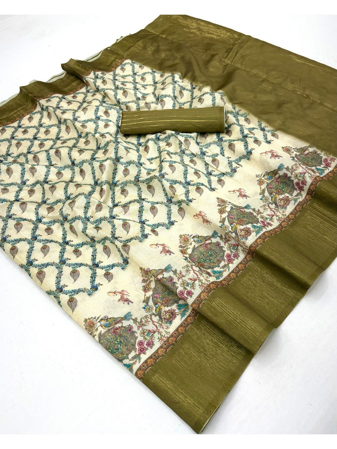 Elegant Cream Floral & Bird Digital Printed Cotton Blend Saree With Artistic Nature-Inspired Work - Image 3