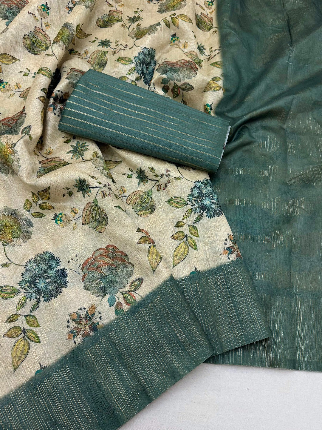 Elegant Floral Printed Pure Cotton Saree in Offwhite & Green with Woven Border - Image 3