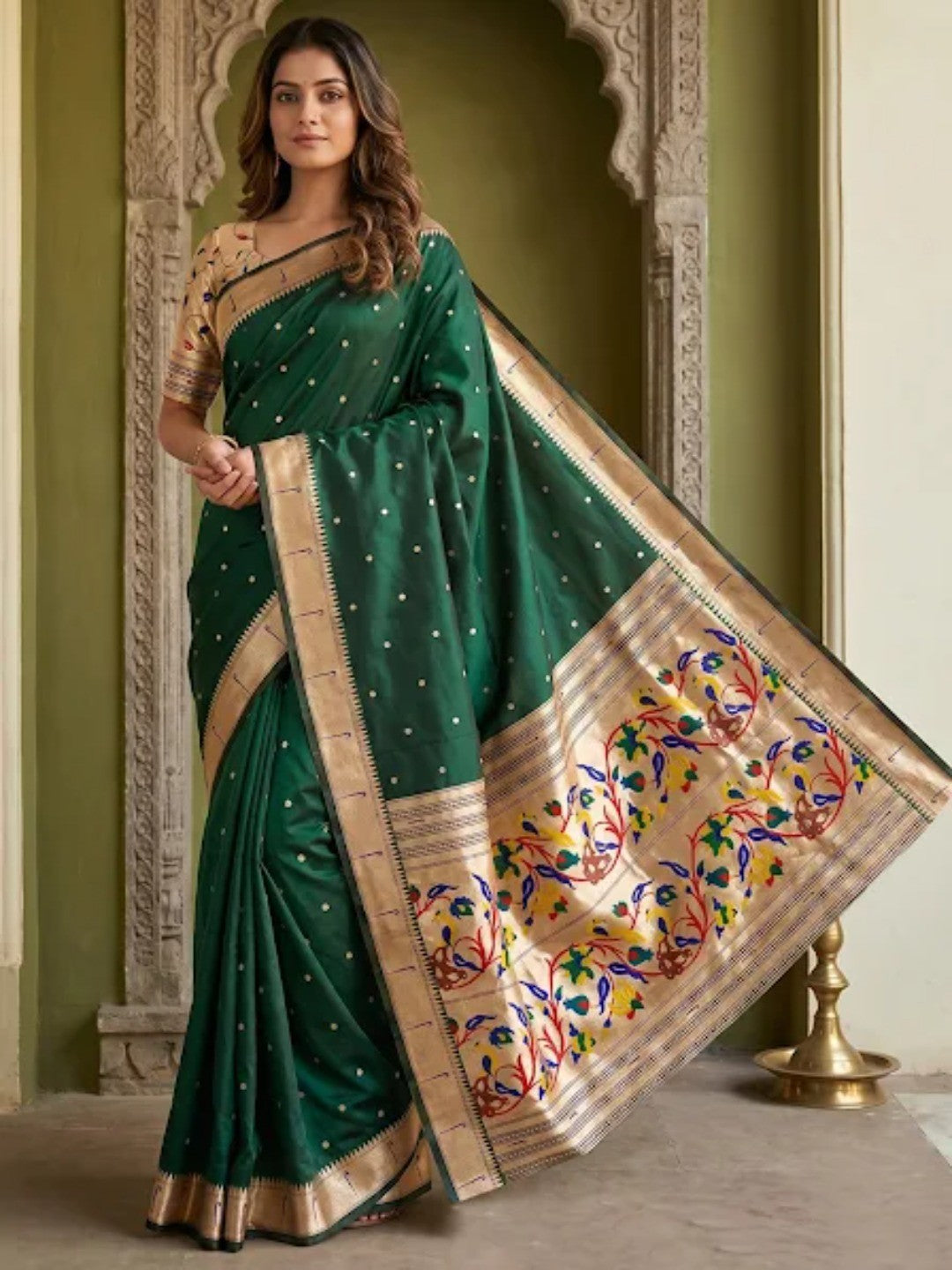 Royal Green Paithani Banarasi Silk Saree With Zari Woven Border & Floral Designer Pallu - Image 1