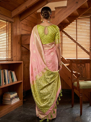 Light Pink Cotton Silk Saree with Sophisticated Traditional Appeal - Image 2