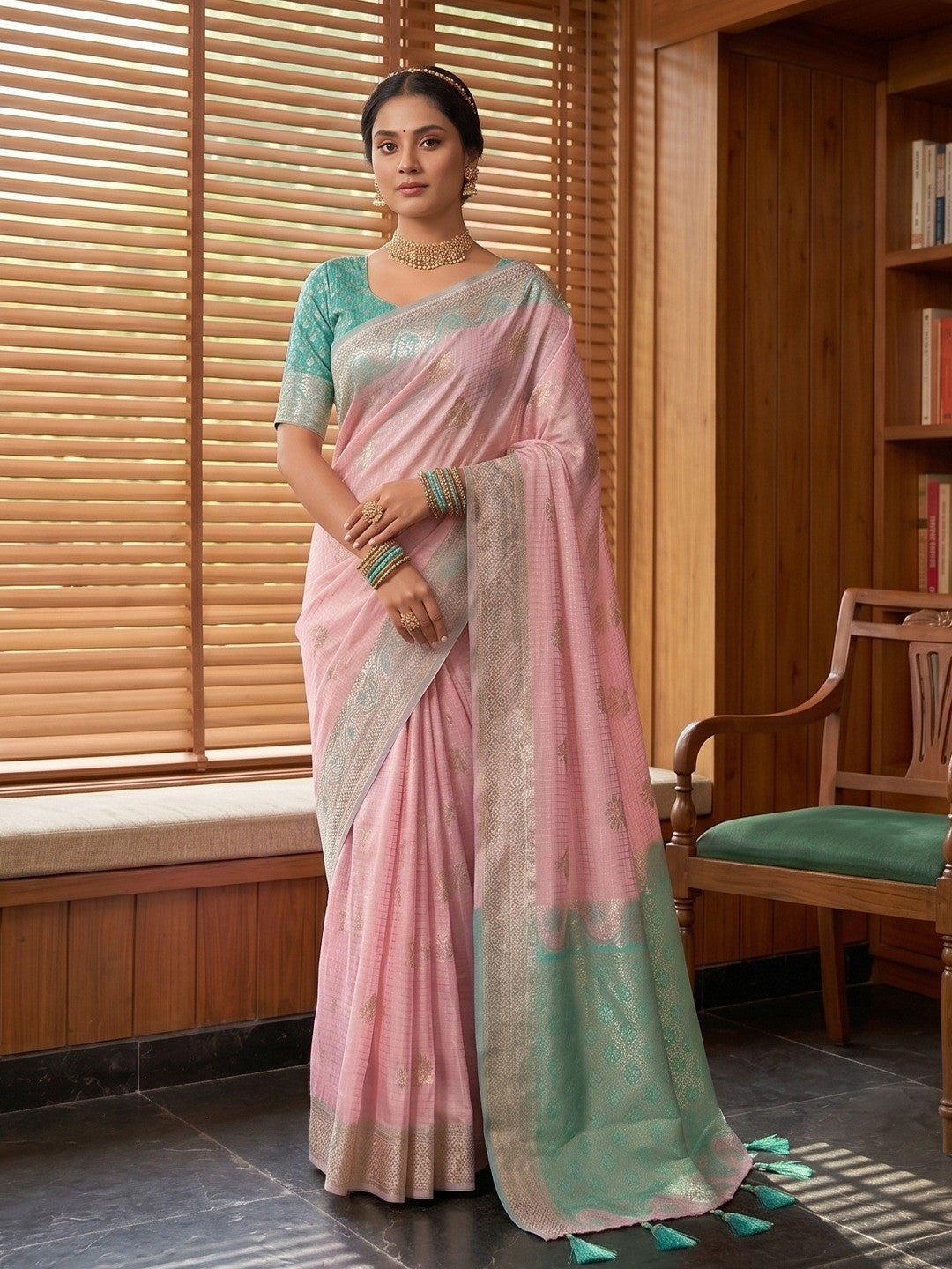 Elegant Pink Cotton Silk Saree with Woven Zari Work and Contrast Border - Image 3