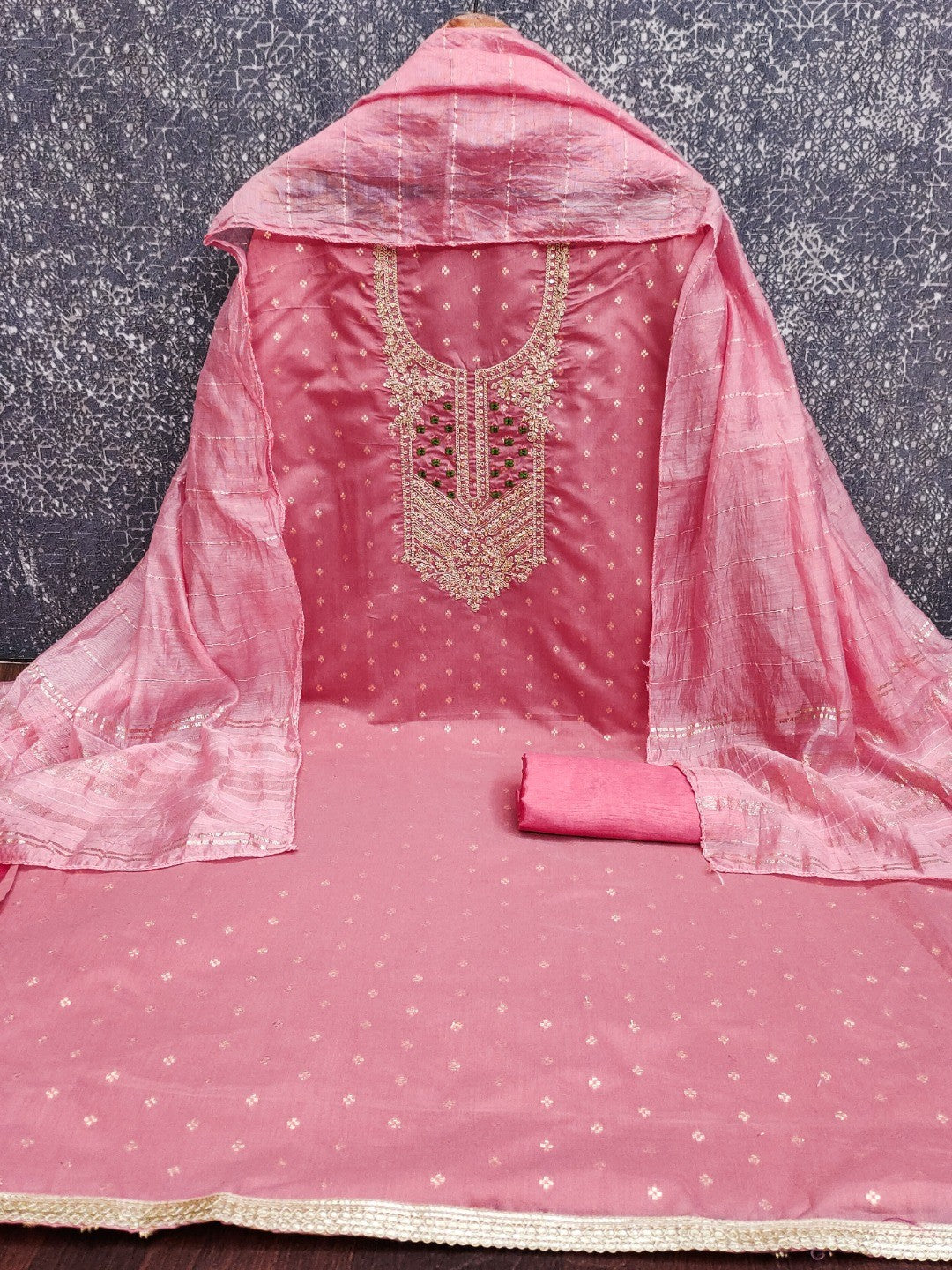 Elegant Pink Jacquard Dress Material with Embroidered Neckline - Image 4