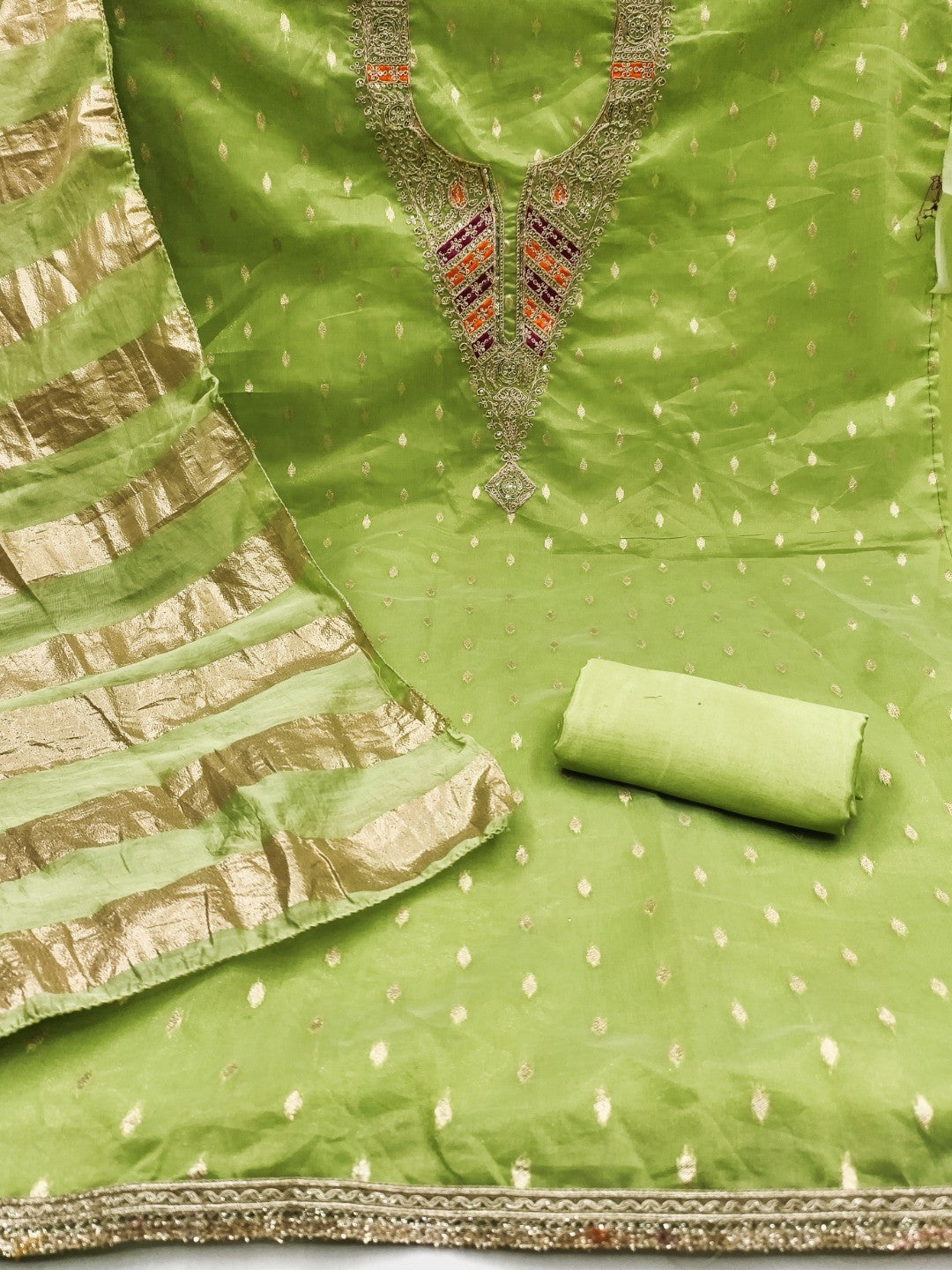 Elegant Green Jacquard Dress Material with Striped Dupatta - Image 4