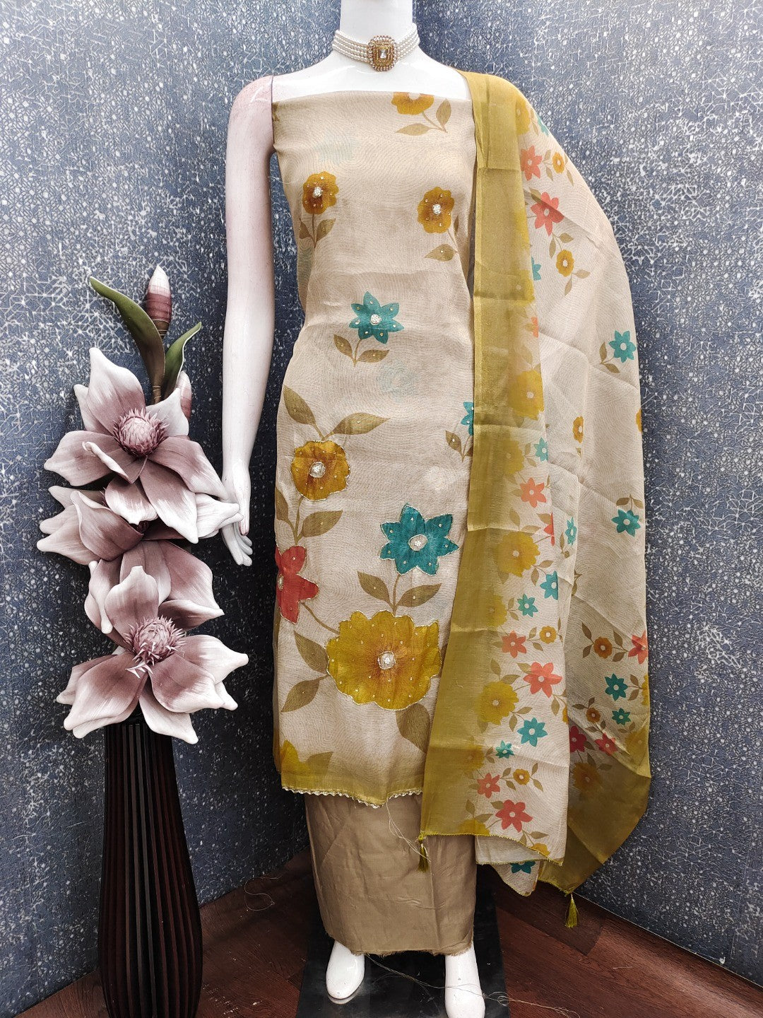 Beige & Mustard Floral Printed Shimmer Dress Material with Dupatta - Image 4