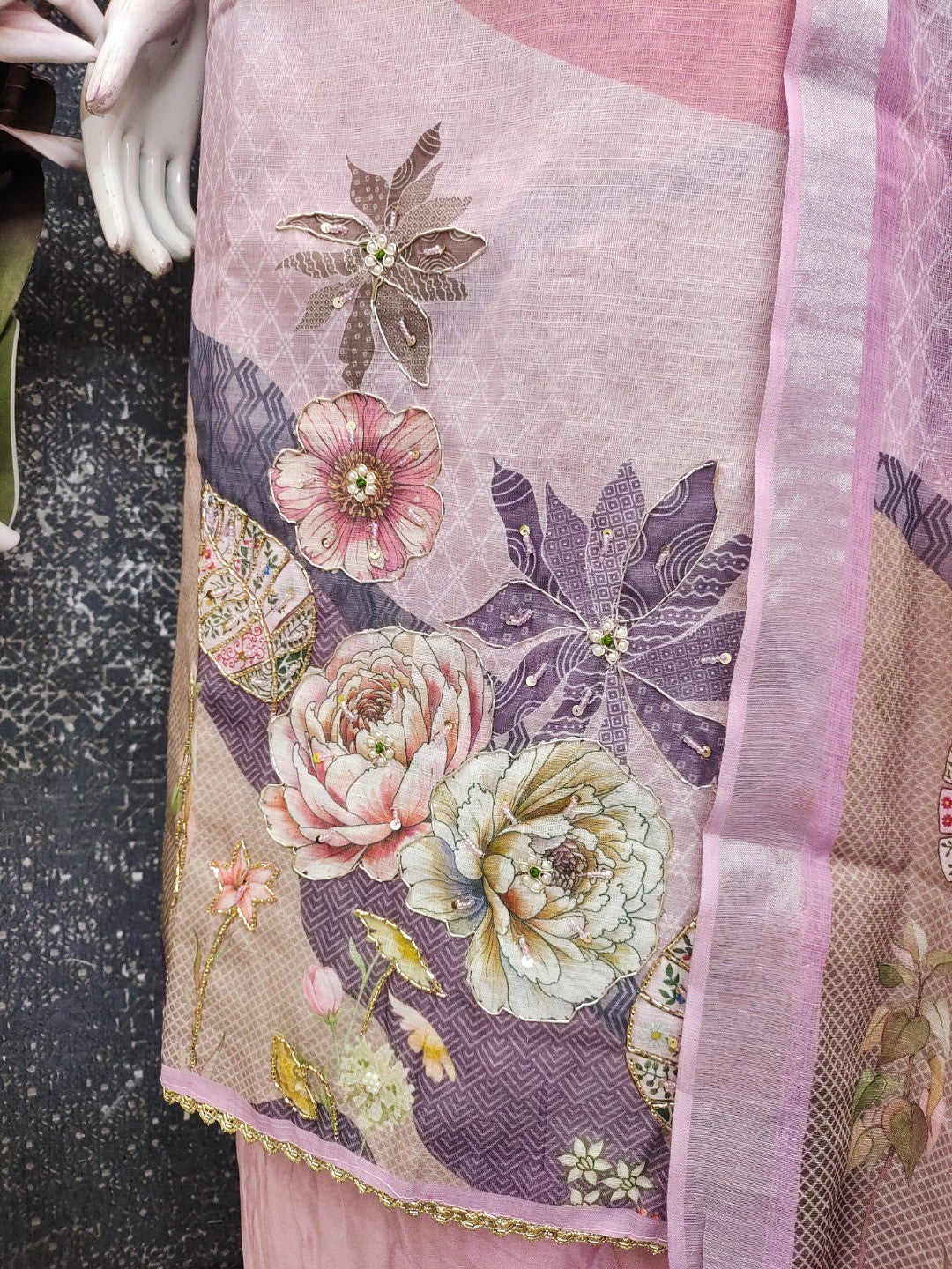 Elegant Floral Printed Lavender Linen Dress Material Set - Image 4