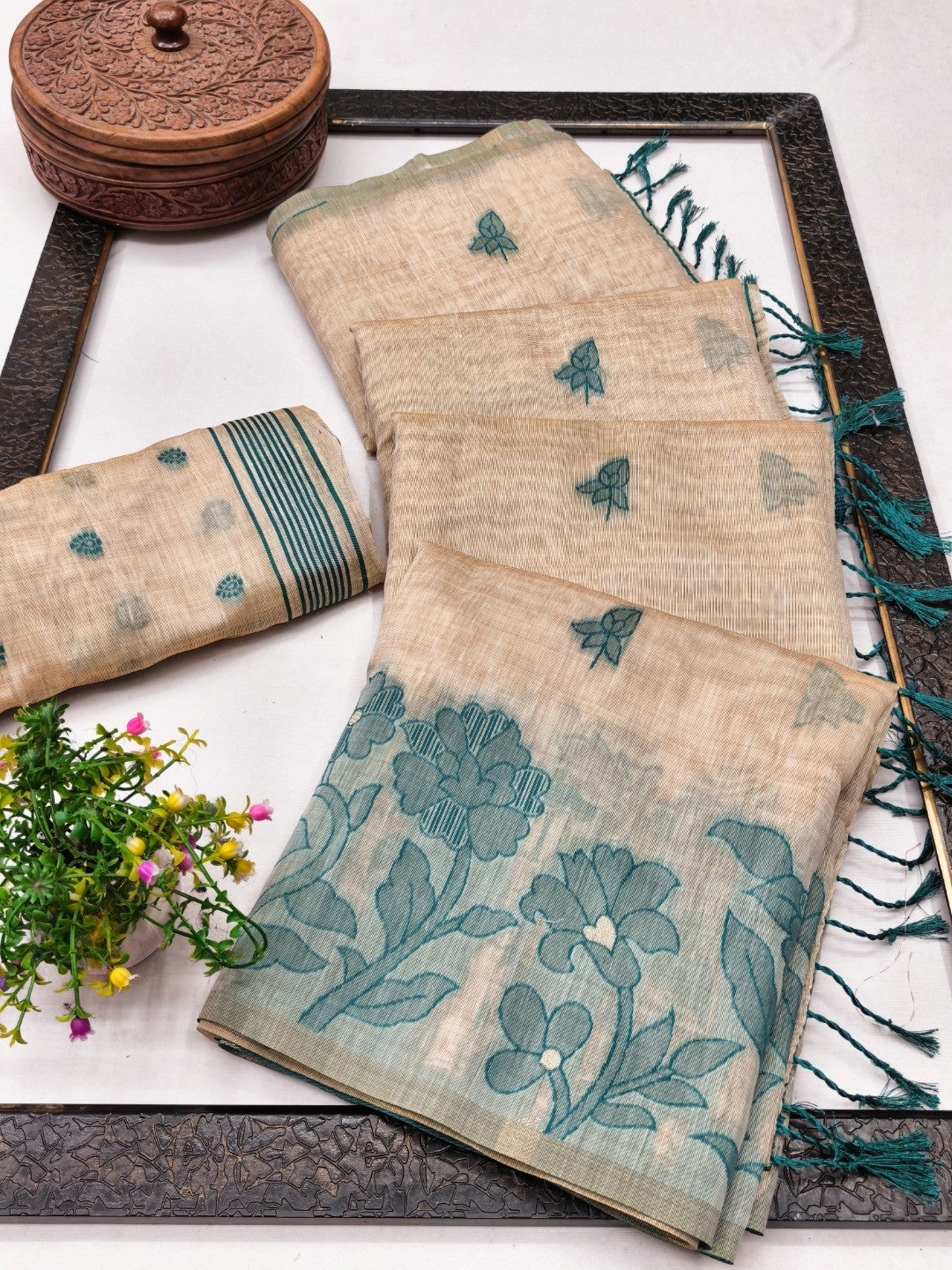 Elegant Beige Pure Cotton Saree with Teal Floral Thread Work - Image 3