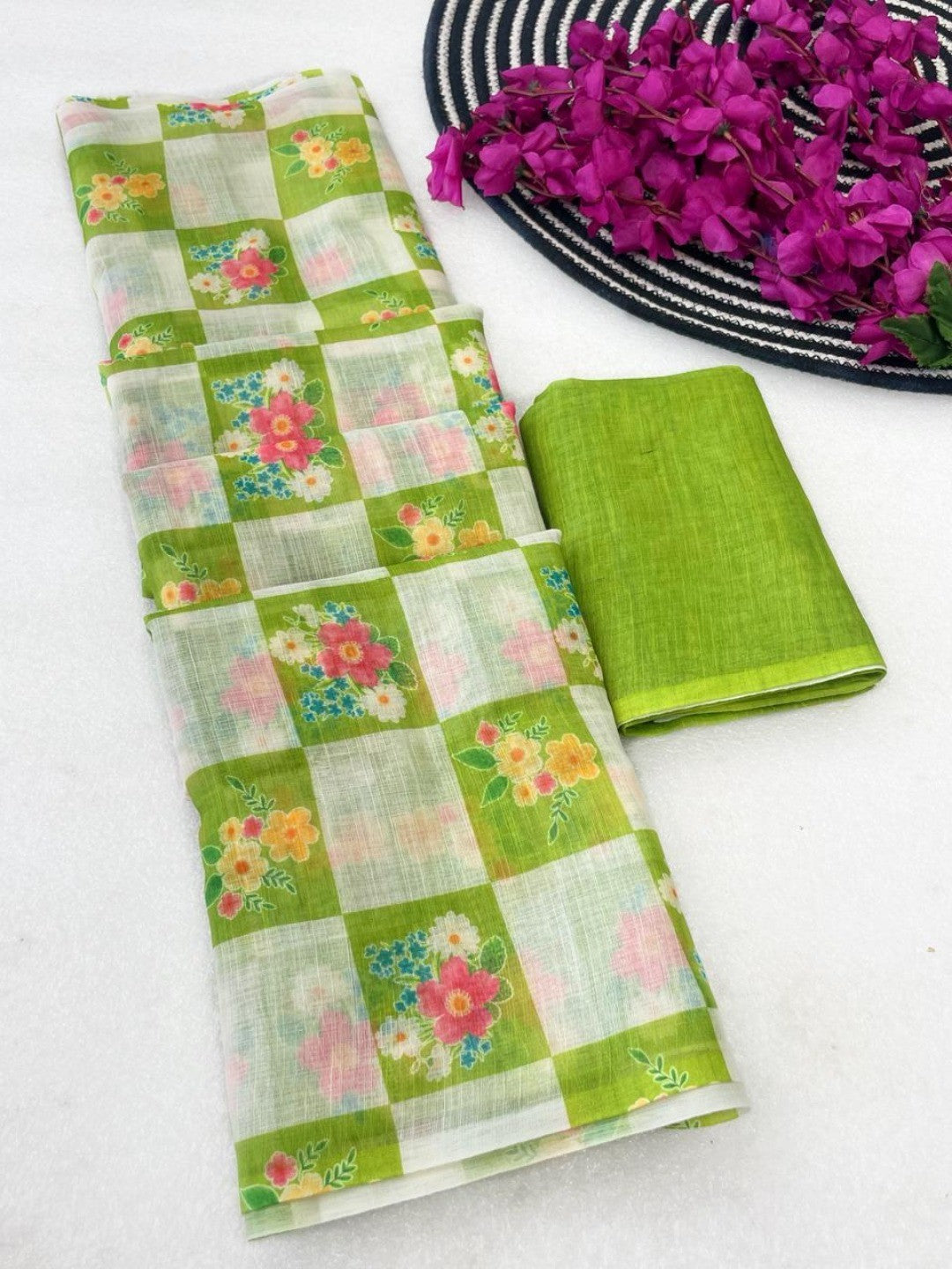 Elegant Green Checked Linen Saree with Floral Prints - Image 3