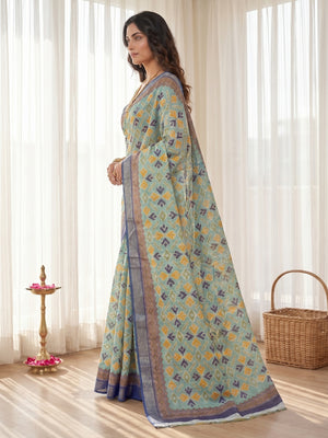 Elegant Green Linen Saree with Traditional Ikkat Print - Image 2