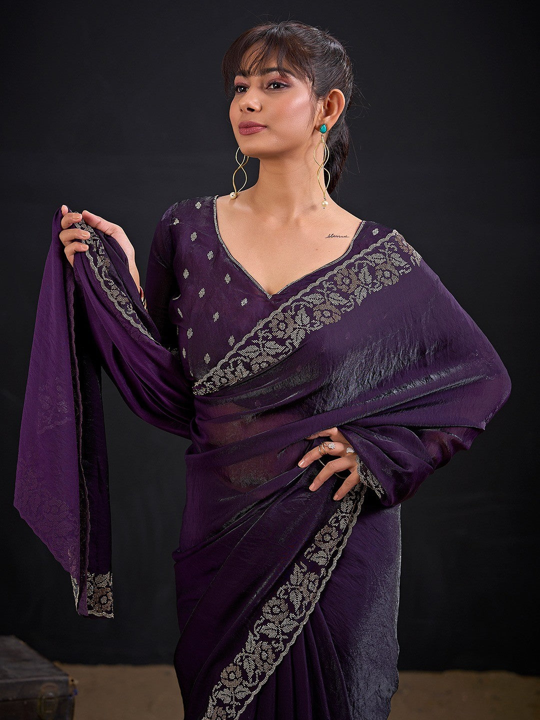 Luxurious Purple Solid Satin Silk Saree Adorned With Floral Stone Work Border - Image 5