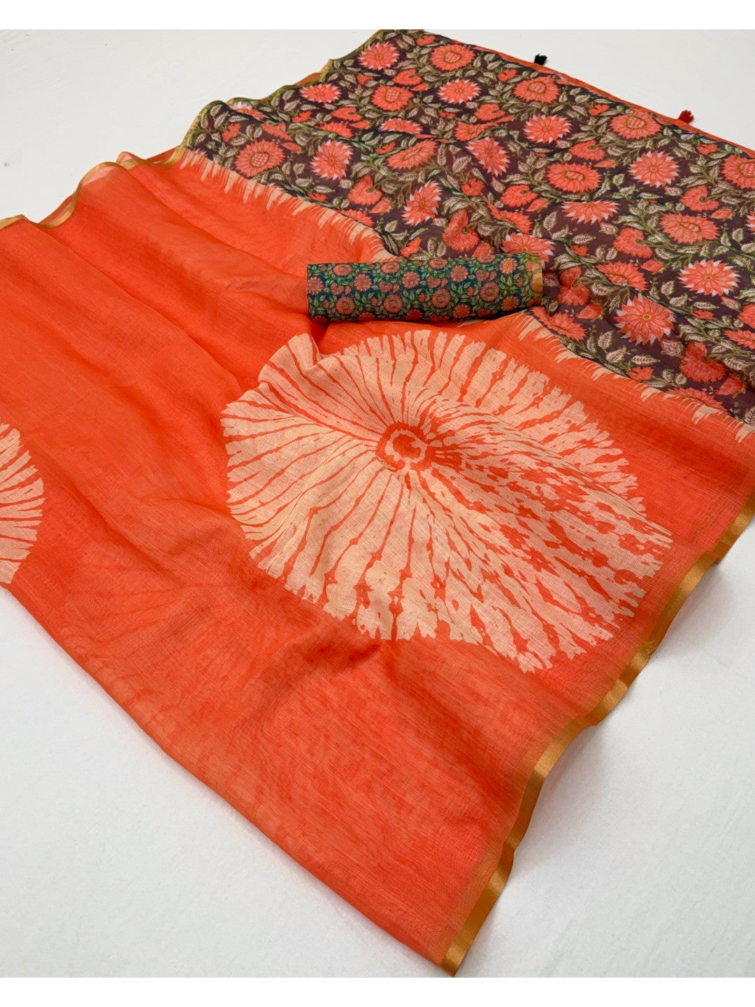 Elegant Orange Linen Saree with Abstract Print - Image 3