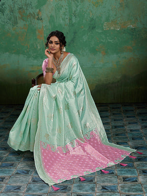 Premium Turquoise Floral & Checks Zari Weaving Linen Saree With Vibrant Pink Tassel Pallu - Image 2