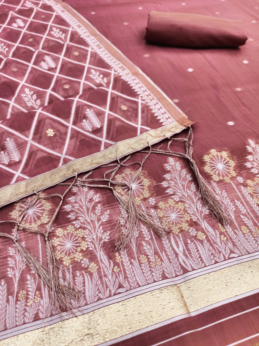 Elegant Pink Floral Zari Woven Muga Cotton Blend Jamdani Dress Material With Pichwai Design - Image 5
