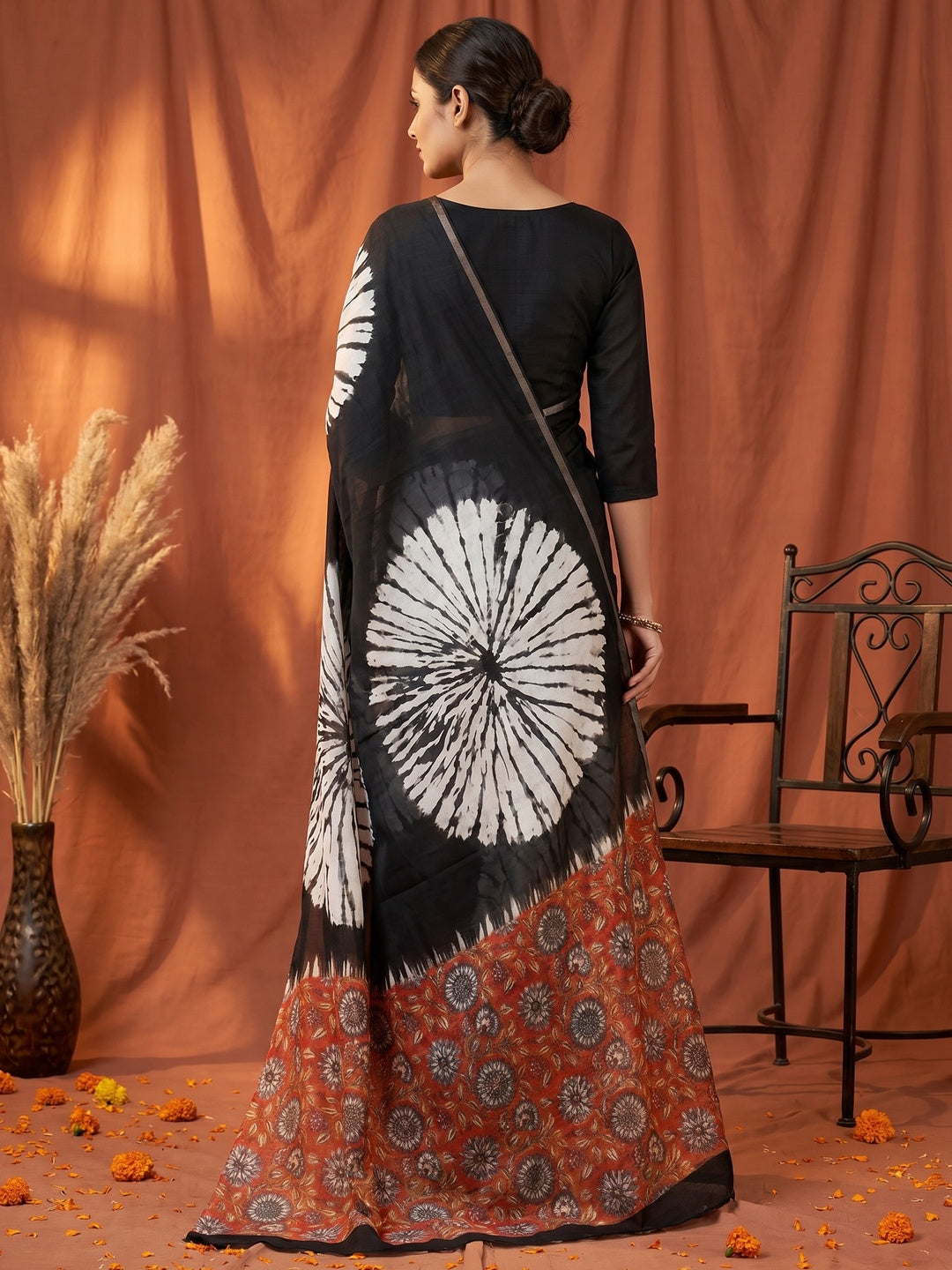 Black Chanderi Cotton Saree with Traditional Printed Border - Image 4
