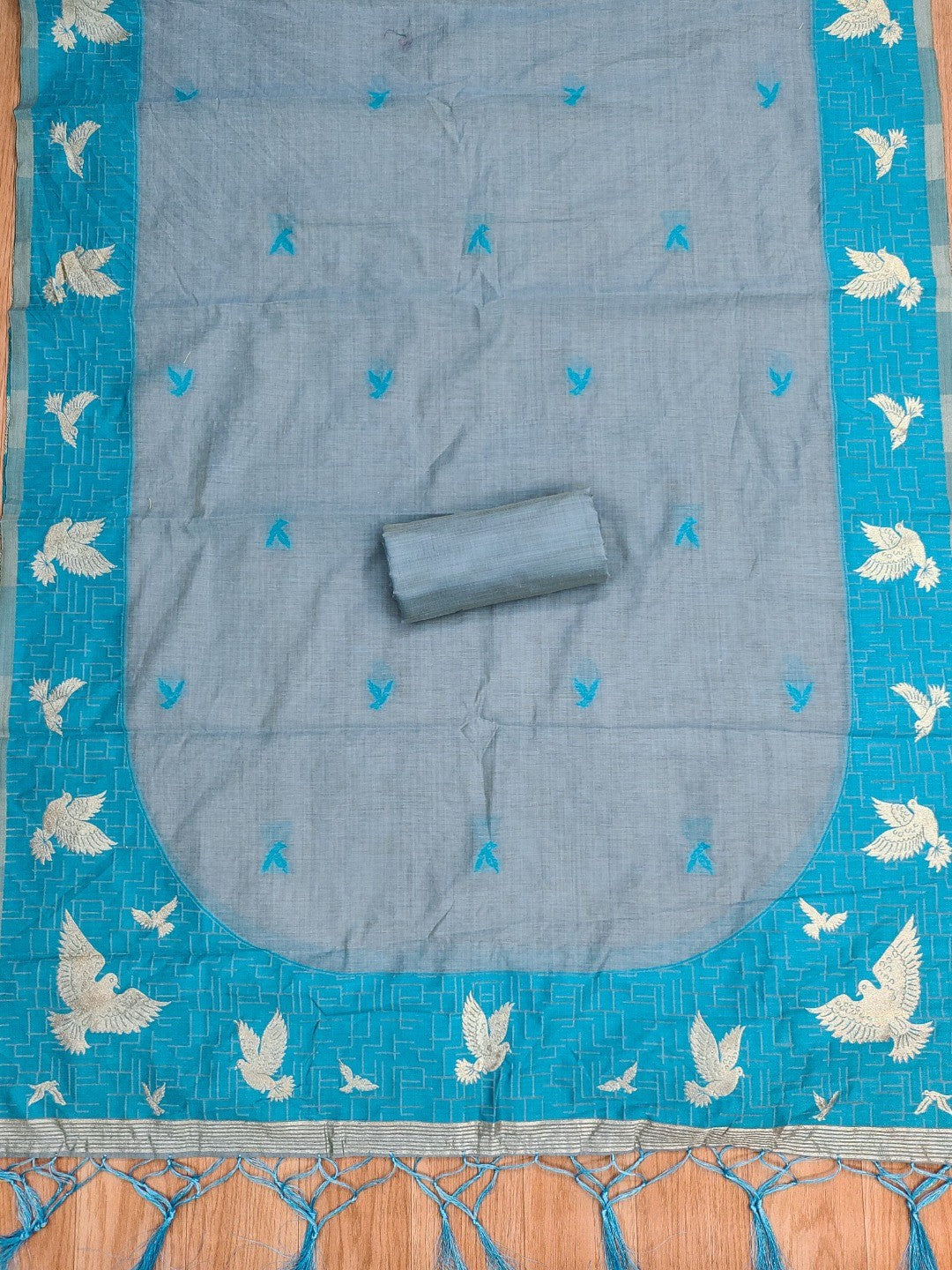 Artistic Grey Floral & Birds Motif Zari Weaving Muga Cotton Blend Jamdani Dress Material - Image 5