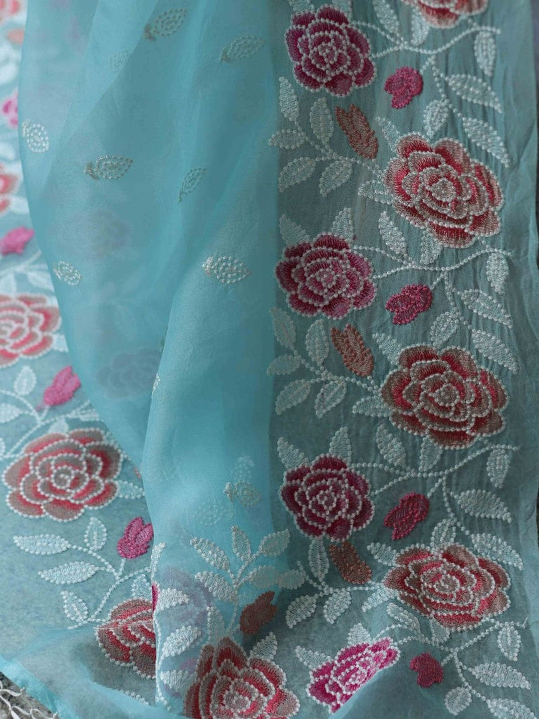 Peachmode Blue Organza Saree with Thread Embroidery - Image 2