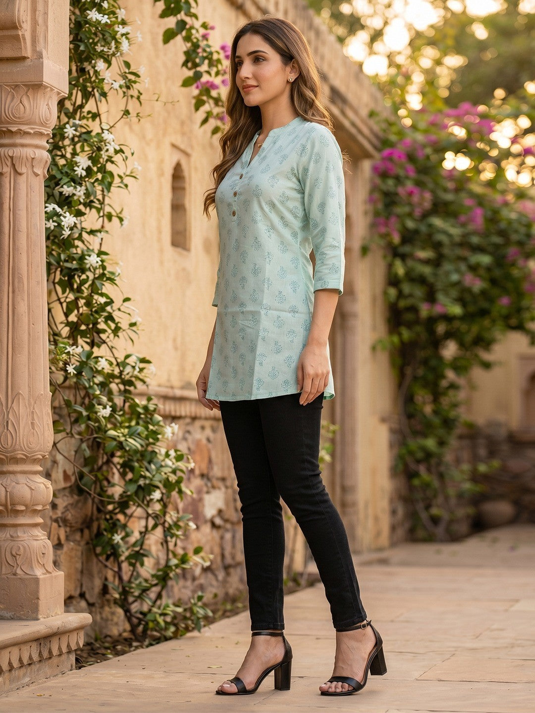 Sea Green Floral Printed Pure Cotton A-Line Casual Top - Image 3