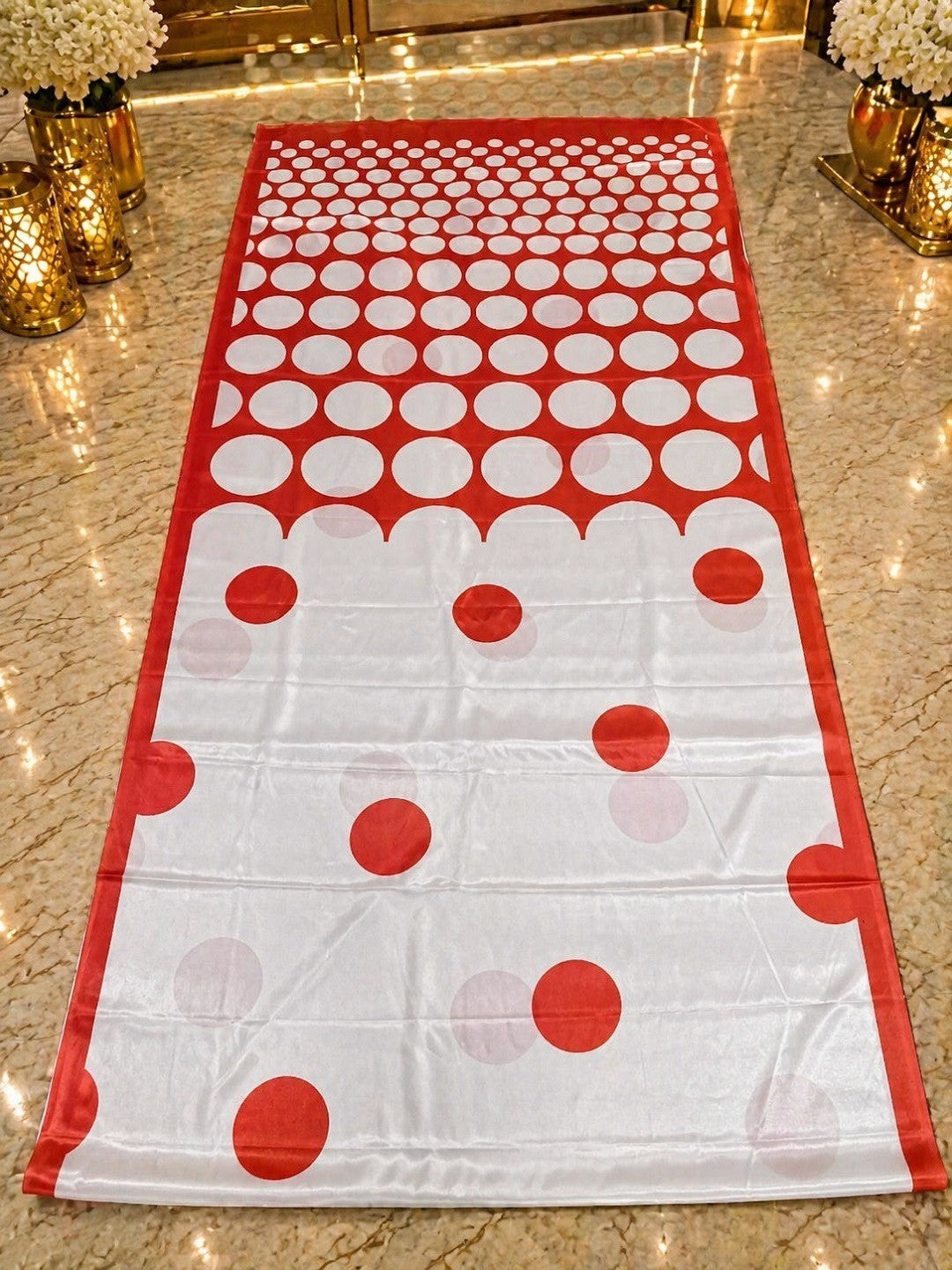 Fashionable Red & White Polka Dot Printed Party Wear Crepe Silk Saree - Image 4