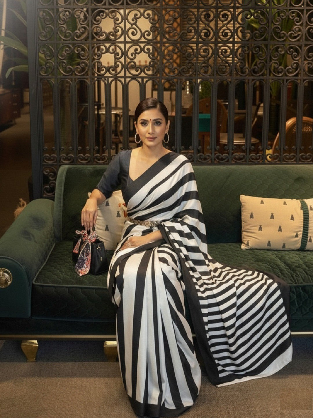 Black and White Striped Crepe Saree for Modern Ethnic Look - Image 3
