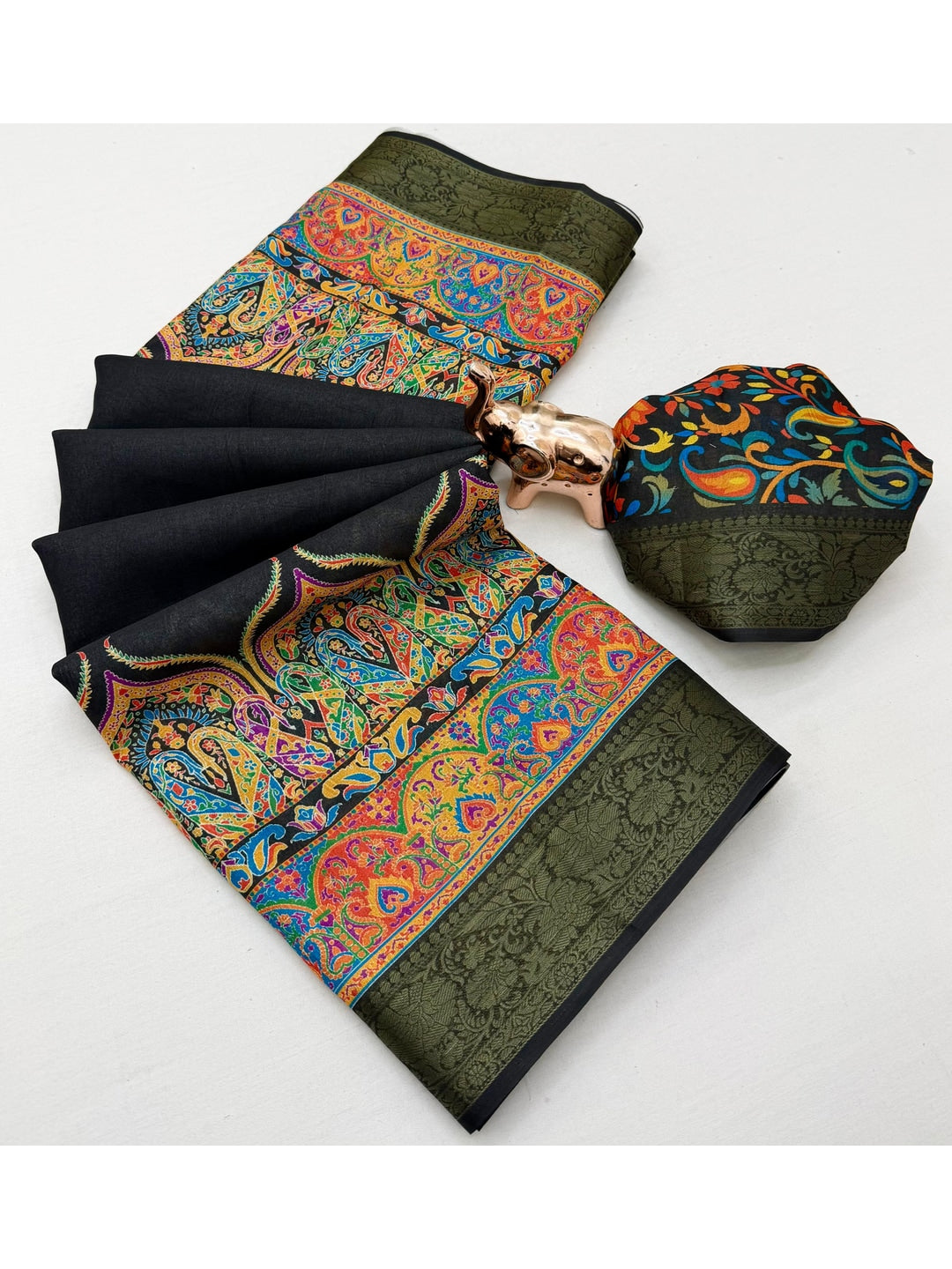 Peachmode Black Soft Marshmallow Saree with Digital Print - Image 2