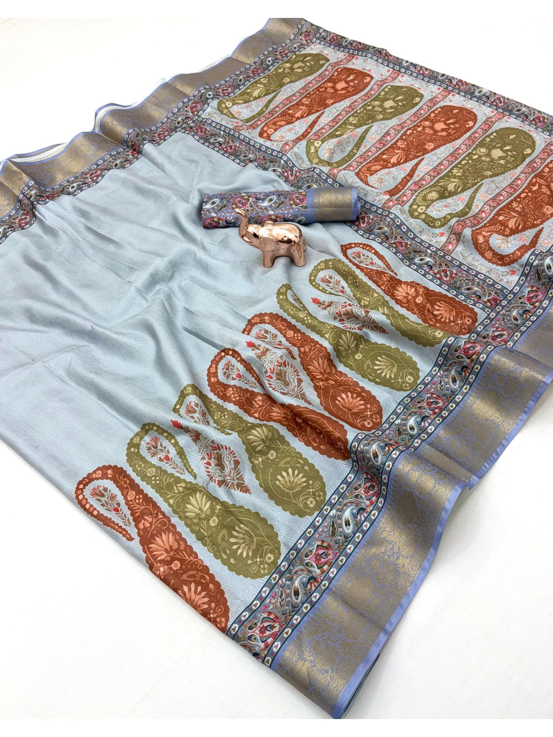 Peachmode Blue Soft Marshmallow Saree with Digital Print - Image 2