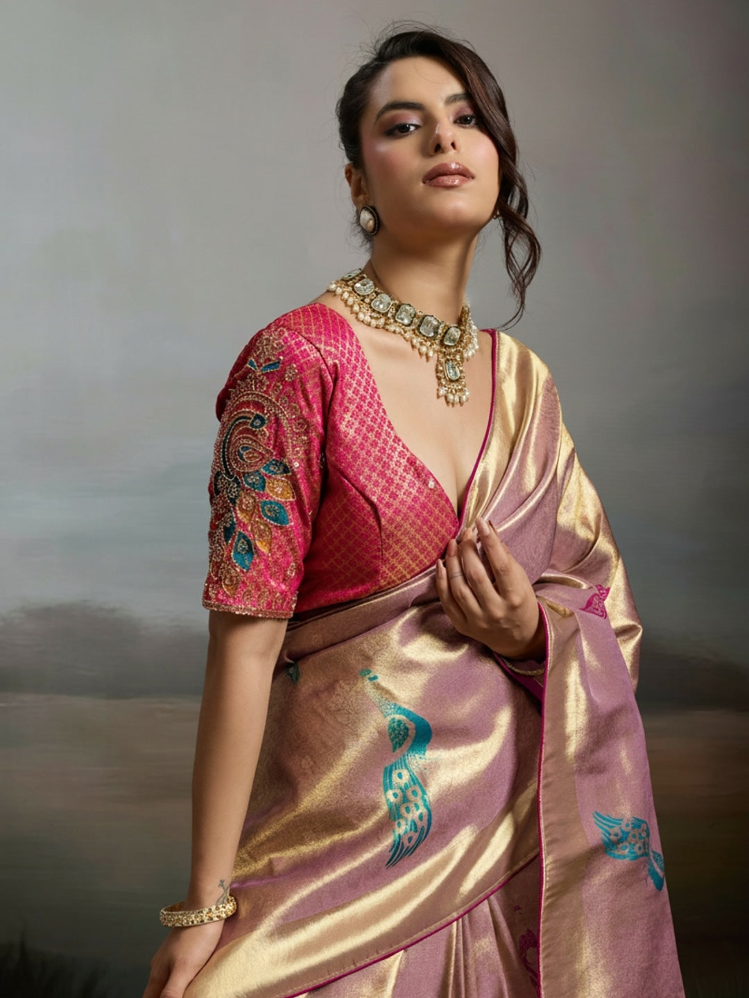 Peachmode Pink Banarasi Jacquard Saree with Peacock Woven Pallu - Image 4