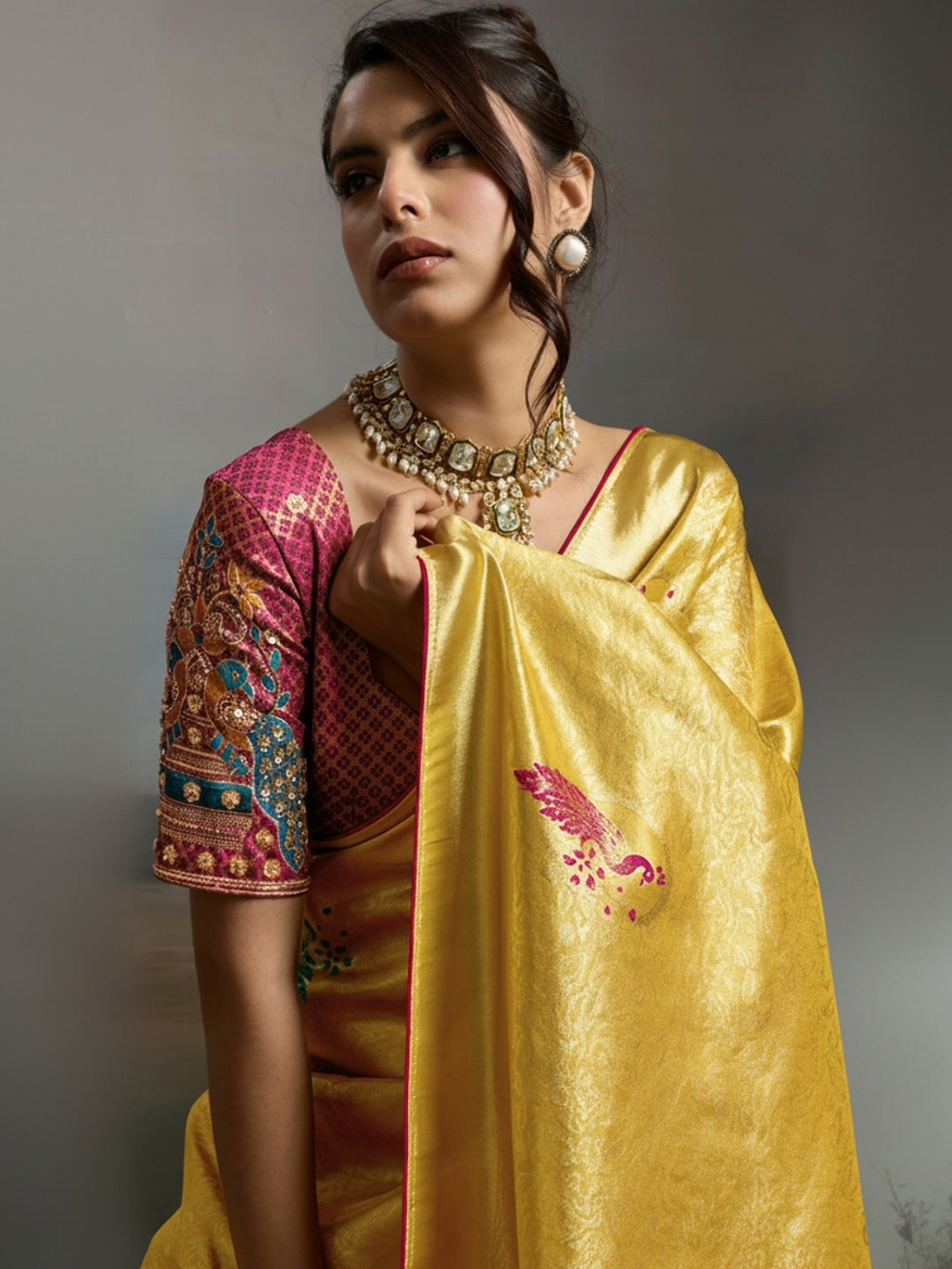 Peachmode Yellow Banarasi Jacquard Saree with Peacock Woven Pallu - Image 2