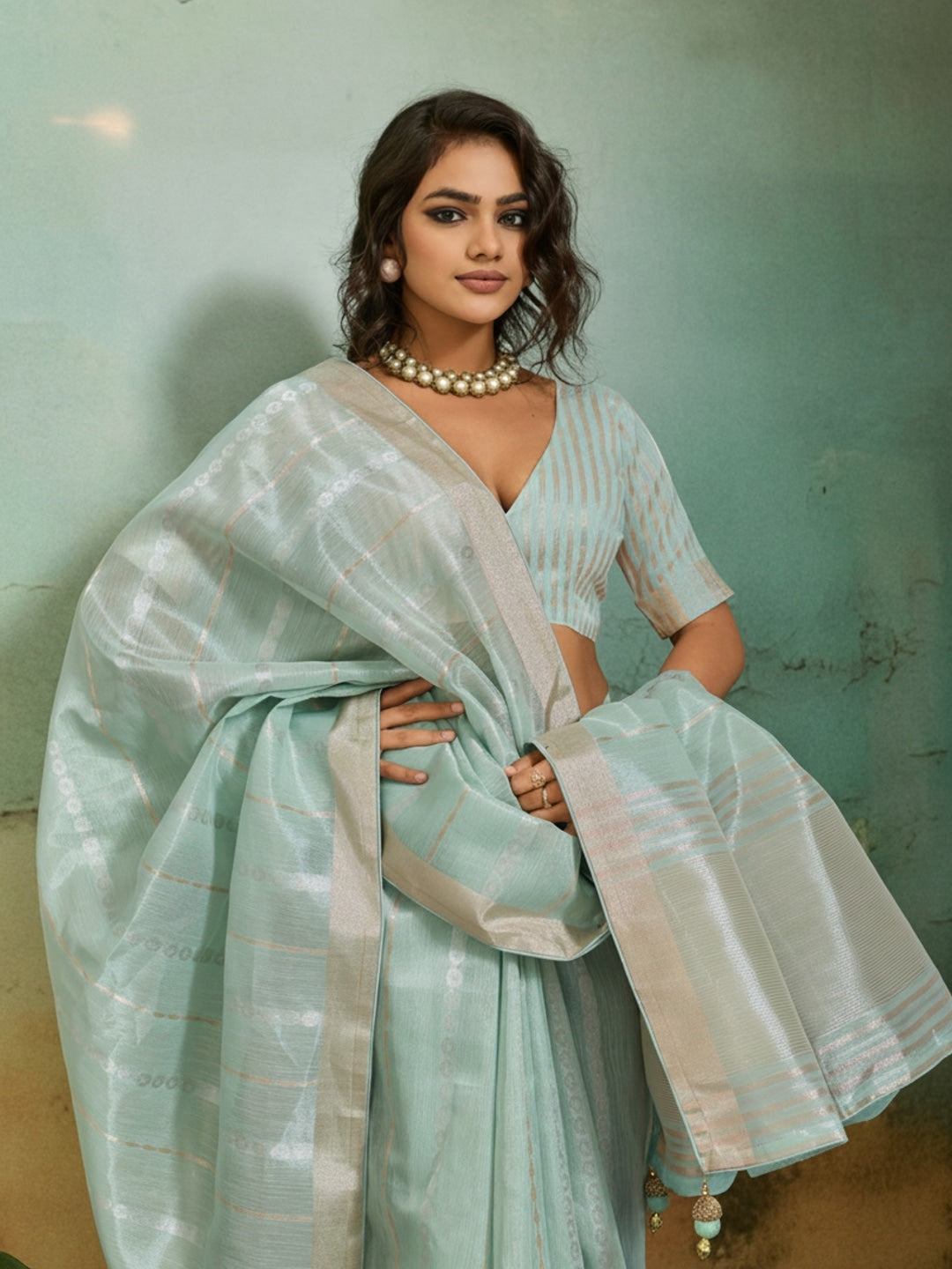 Peachmode Sea Green Tissue Linen Blend Saree with Zari Woven Border - Image 2