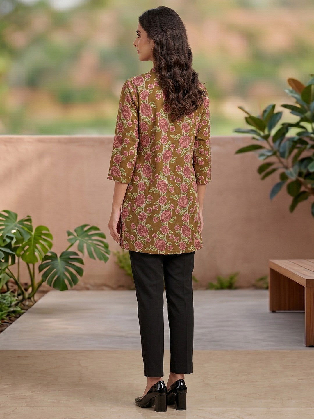 Mehandi Green Floral Printed Pure Cotton A-Line Casual Top - Image 3