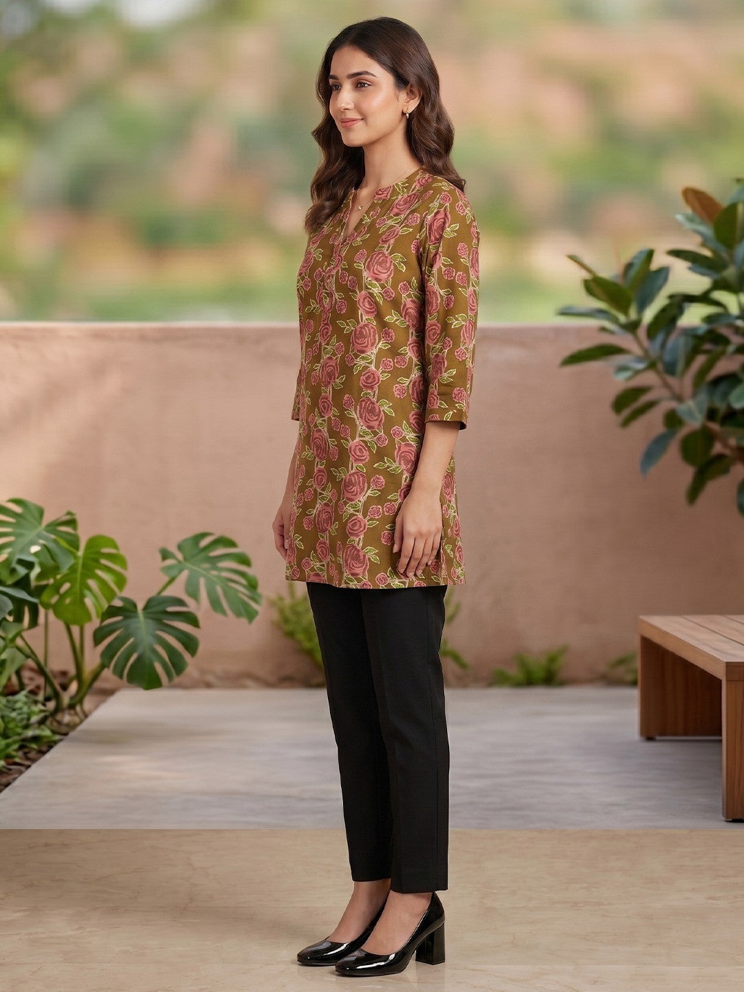 Mehandi Green Floral Printed Pure Cotton A-Line Casual Top - Image 4