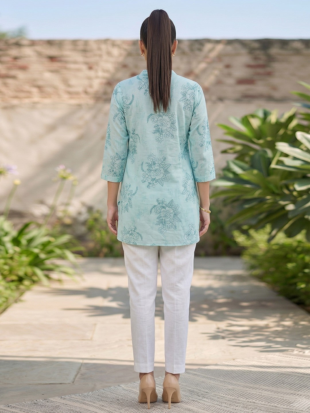 Mint Green Floral Printed Pure Cotton A-Line Casual Top - Image 3