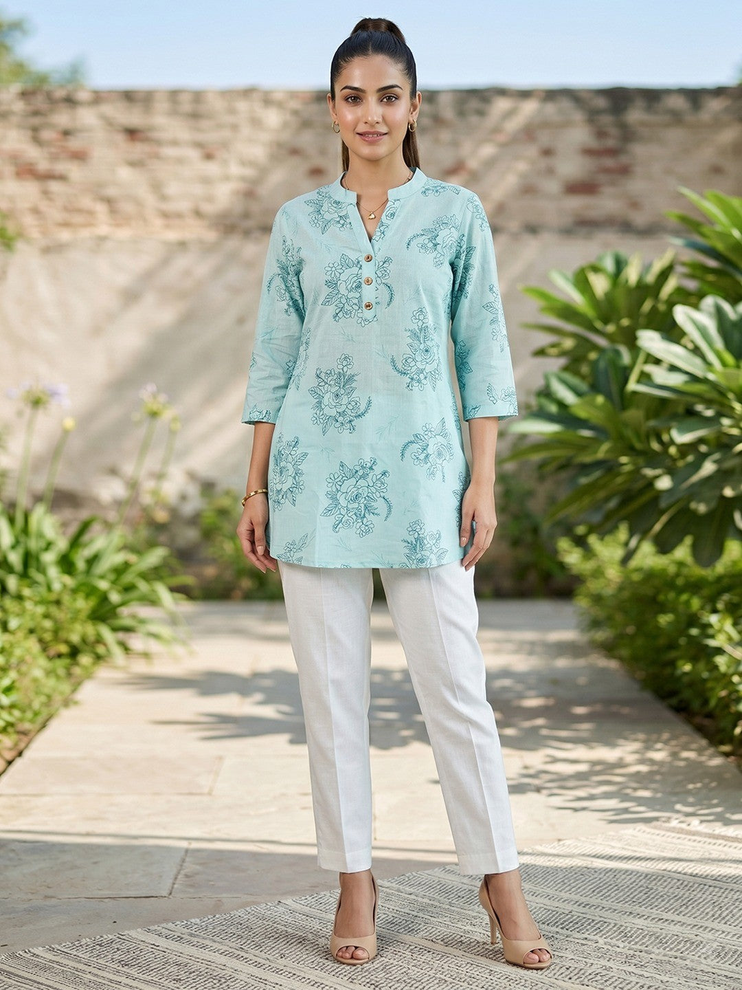Mint Green Floral Printed Pure Cotton A-Line Casual Top - Image 5