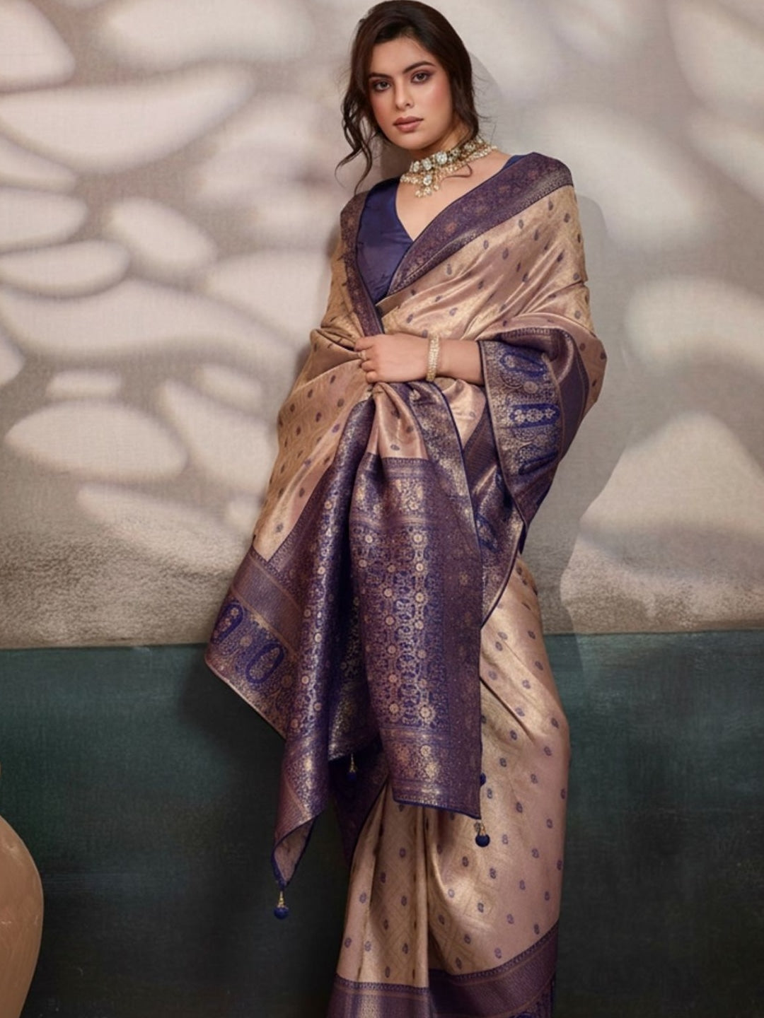 Peachmode Purple Kanjivaram Soft Silk Saree with Meenakari Woven Pallu - Image 4
