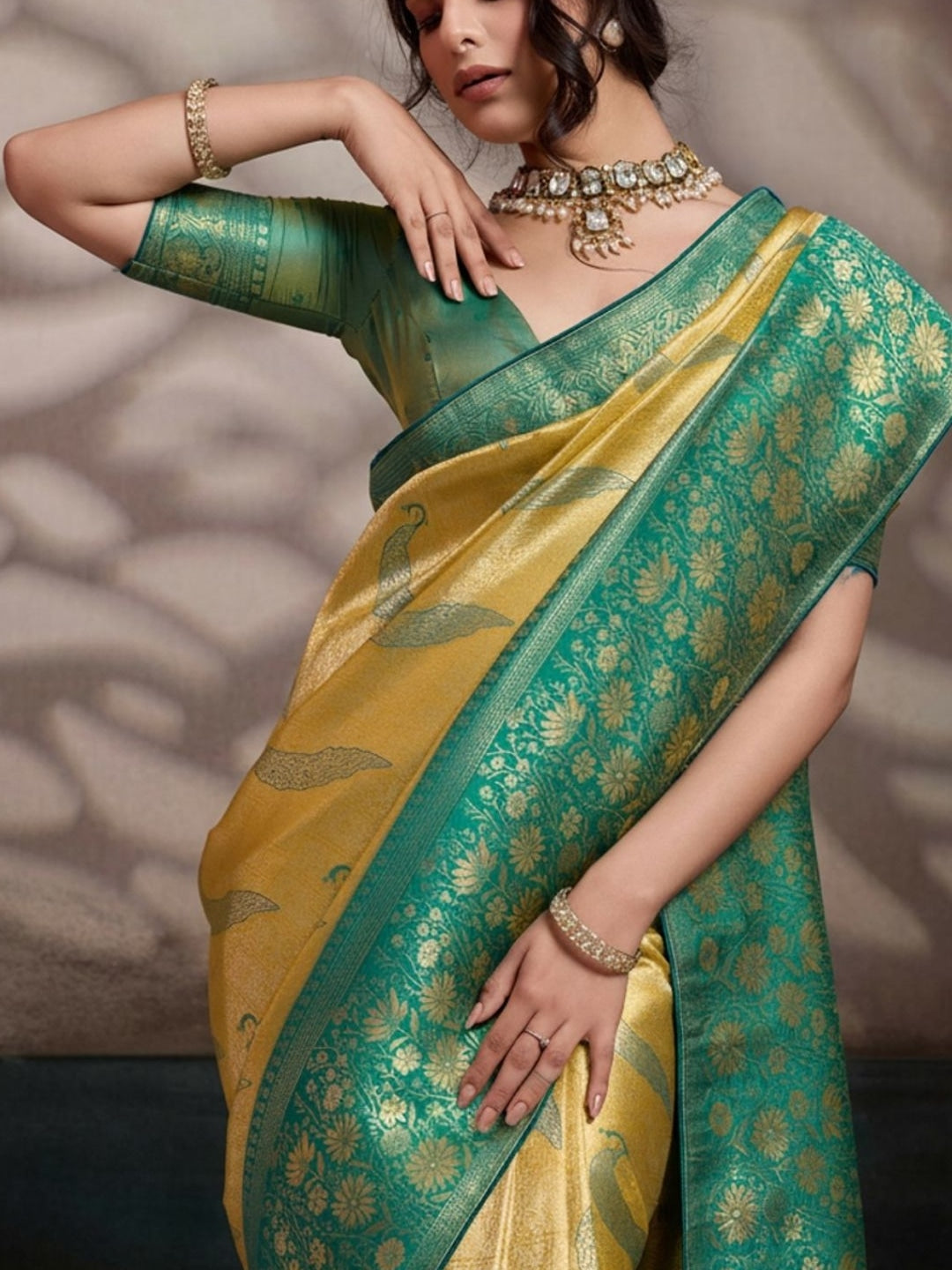 Peachmode Green Kanjivaram Soft Silk Saree with Meenakari Woven Pallu - Image 4